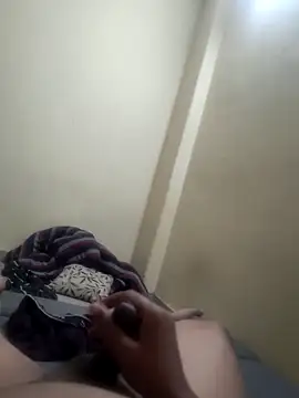 rajstrip12650 online show from April 11, 11:52 pm