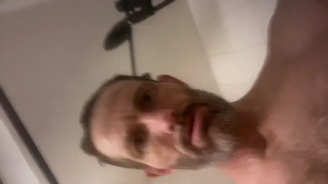 leanjamesdean online show from December 18, 7:37 am