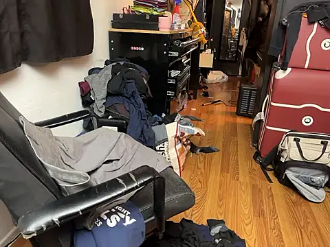 leanjamesdean online show from February 23, 2:02 am