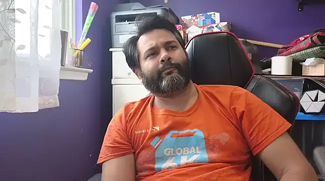 Sakhtlaundaz online show from February 14, 5:03 pm