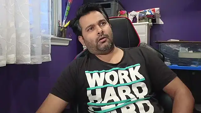 Sakhtlaundaz online show from December 29, 9:41 pm