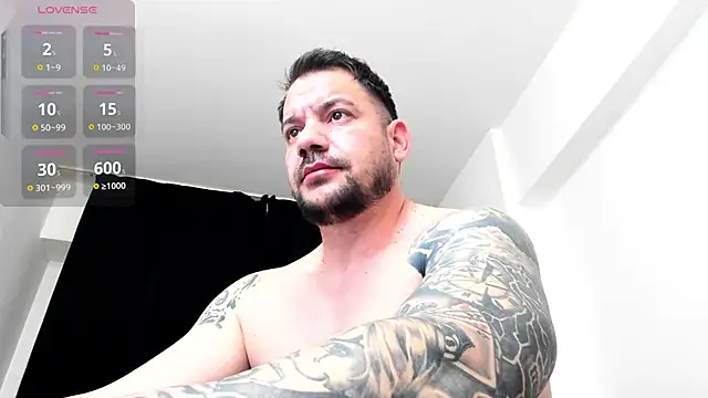 musclemonster31 online show from January 15, 10:12 pm