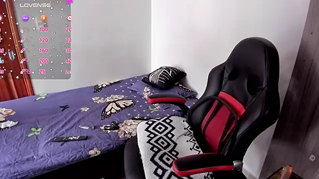 Aron Baylor online show from October 2, 7:07 pm