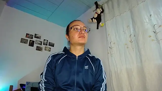 monkeywillwhite online show from February 18, 3:26 am