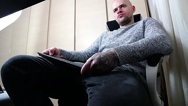 FindomJason online show from December 12, 2:33 pm