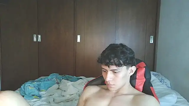 aresholland online show from November 26, 1:08 am