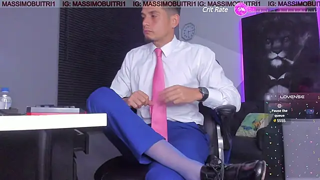 Snapshot of massimo_g chatting on March 8, 12:31 am massimo g online show from March 8, 12:31 am