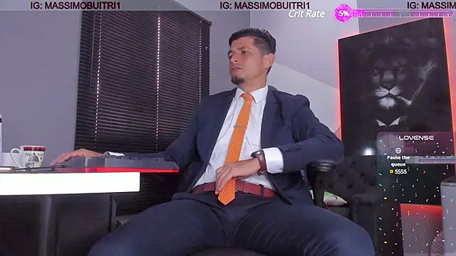 Snapshot of massimo_g chatting on January 3, 2:30 pm massimo g online show from January 3, 2:30 pm