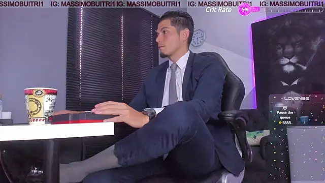 Snapshot of massimo_g chatting on March 18, 1:34 pm massimo g online show from March 18, 1:34 pm