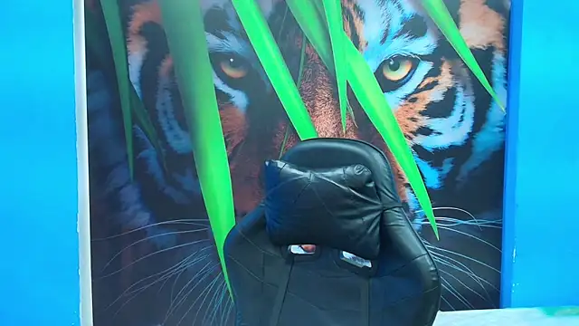 DEIBY BABY online show from March 31, 7:37 pm