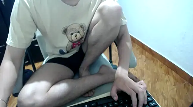 Falling AngelsS online show from February 28, 6:32 am