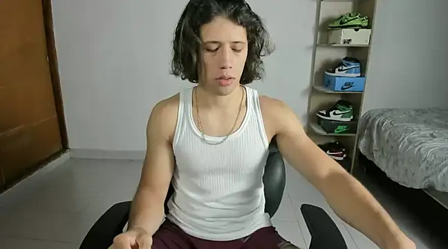 imtonny19 online show from January 20, 1:28 am