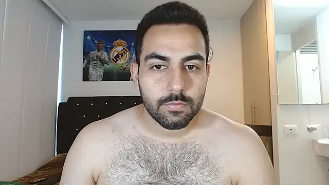 Snapshot of omarmohammedhot2 chatting on December 10, 2:39 pm omarmohammedhot2 online show from December 10, 2:39 pm