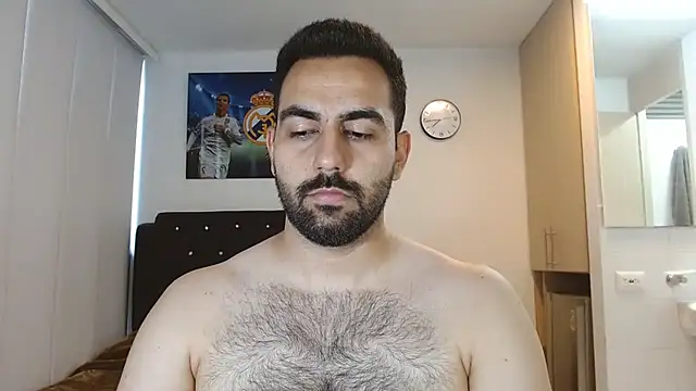 Snapshot of omarmohammedhot2 chatting on December 5, 2:33 pm omarmohammedhot2 online show from December 5, 2:33 pm