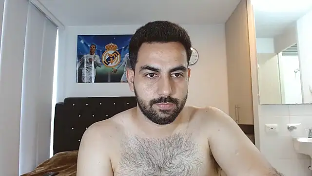 Snapshot of omarmohammedhot2 chatting on February 8, 3:10 pm omarmohammedhot2 online show from February 8, 3:10 pm