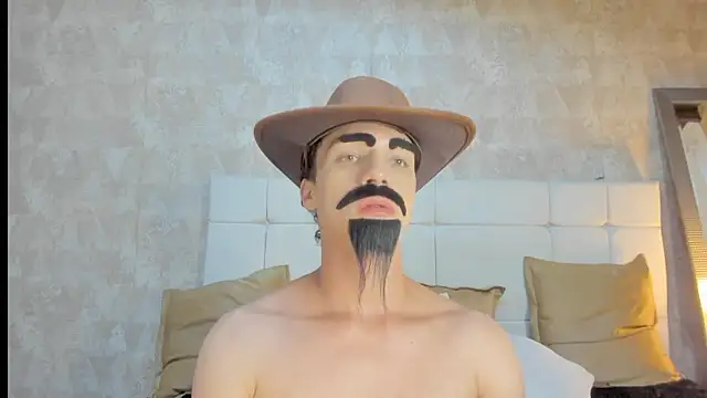 angelcortes online show from January 8, 9:53 pm