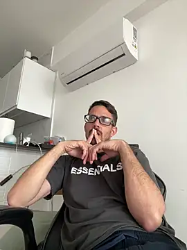 julian333 online show from March 22, 12:35 pm