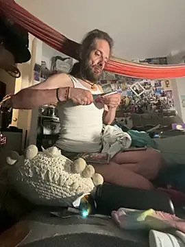 DownstairsSky online show from July 13, 7:32 am