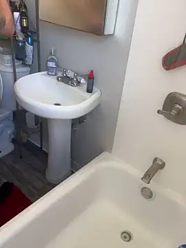 demonslayerr999 online show from January 2, 8:46 pm