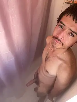 demonslayerr999 online show from December 18, 7:08 pm