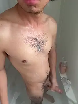 demonslayerr999 online show from October 5, 7:18 pm