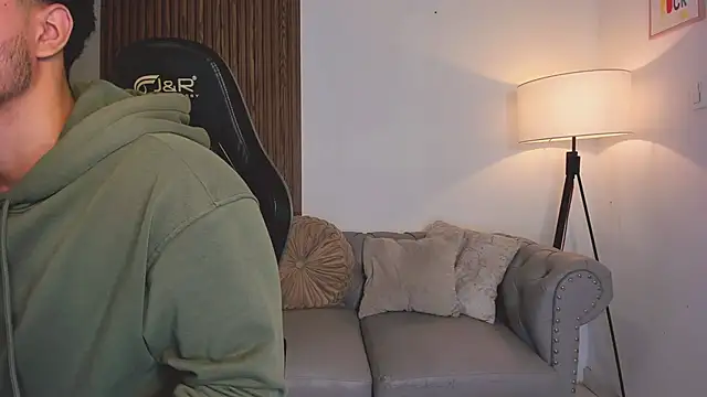 liam collins21 online show from March 23, 12:22 pm