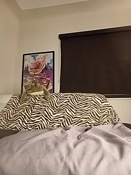 Hotbodyscottie online show from November 4, 10:05 am