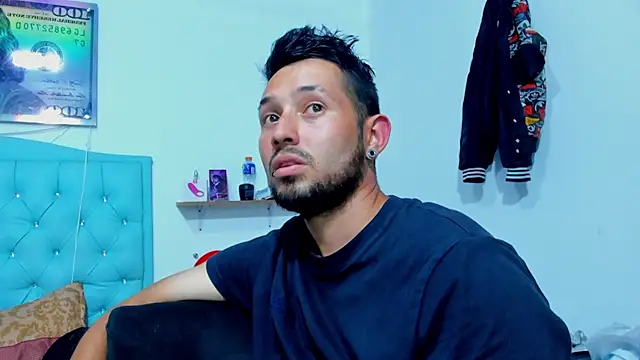 Bad Couple 1 online show from October 25, 1:18 am