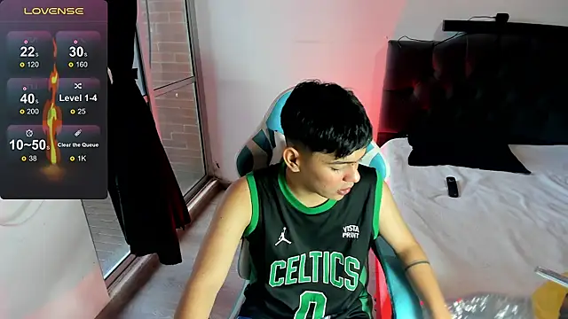 Snapshot of Franco_Rizzo_ chatting on December 2, 9:04 pm Franco Rizzo online show from December 2, 9:04 pm