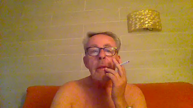 tuggy59 online show from July 3, 5:02 am