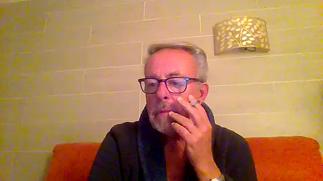 tuggy59 online show from December 15, 4:31 am