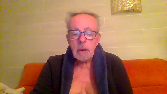 tuggy59 online show from February 5, 6:53 am