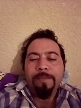 maxAnderson 1 online show from February 22, 5:31 am