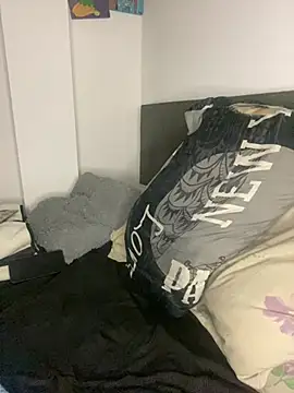 DereckCooperr online show from February 21, 4:02 am