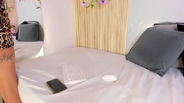 Snapshot of AdammClark1 chatting on September 20, 9:59 pm AdammClark1 online show from September 20, 9:59 pm
