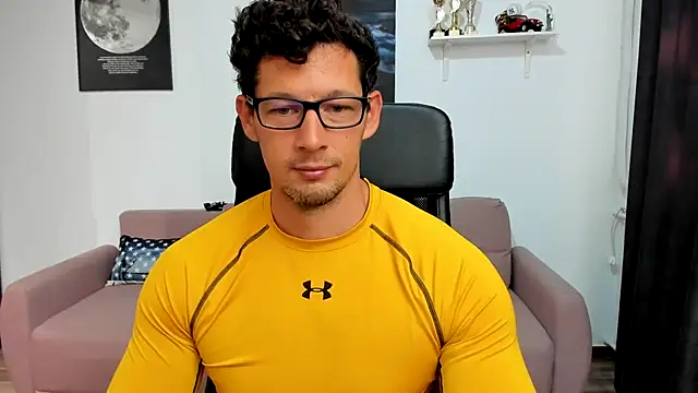 BrutusK08 online show from October 10, 6:18 am