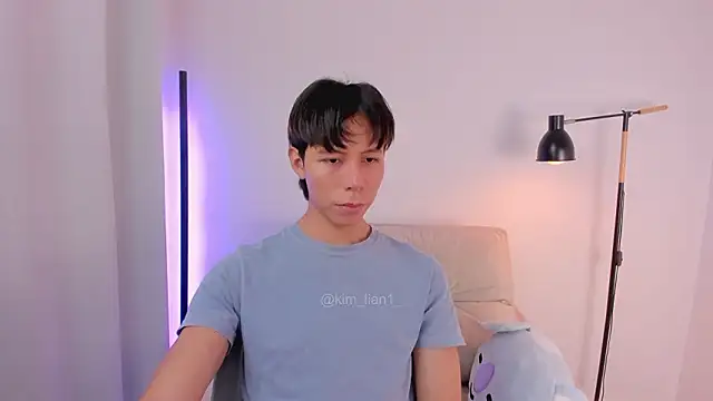 kim lian21 online show from February 25, 3:13 pm