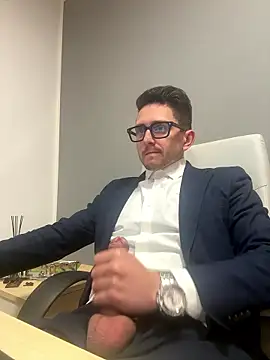 masterboss  online show from January 9, 1:05 pm