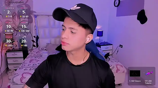 Snapshot of Niicky1_ chatting on December 11, 9:00 pm Niicky1 online show from December 11, 9:00 pm