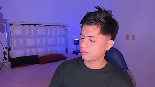 Snapshot of Niicky1_ chatting on January 7, 8:42 pm Niicky1 online show from January 7, 8:42 pm