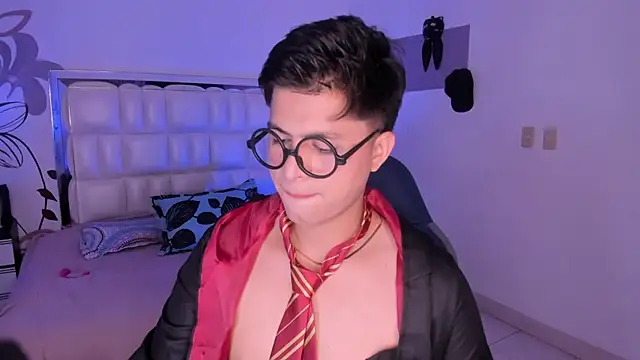 Snapshot of Niicky1_ chatting on January 21, 8:32 pm Niicky1 online show from January 21, 8:32 pm