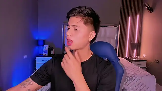 Snapshot of Niicky1_ chatting on March 7, 9:48 pm Niicky1 online show from March 7, 9:48 pm