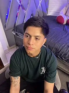 Snapshot of Niicky1_ chatting on December 22, 8:36 pm Niicky1 online show from December 22, 8:36 pm