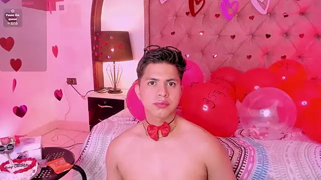 Snapshot of Niicky1_ chatting on February 14, 10:59 pm Niicky1 online show from February 14, 10:59 pm