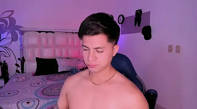 Snapshot of Niicky1_ chatting on February 22, 8:59 pm Niicky1 online show from February 22, 8:59 pm