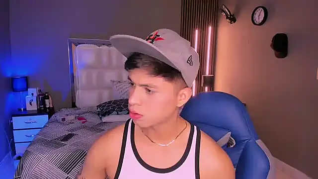 Snapshot of Niicky1_ chatting on March 11, 8:53 pm Niicky1 online show from March 11, 8:53 pm