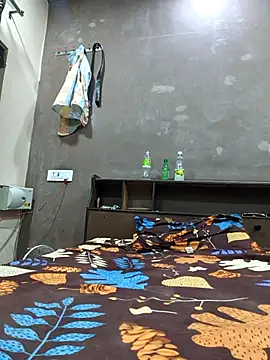 Snapshot of lund_lol chatting on October 20, 7:51 pm lund lol online show from October 20, 7:51 pm