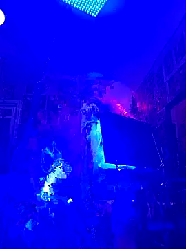 luvs2cumm69 online show from October 11, 11:03 am