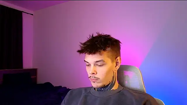 DENIS HERE online show from February 13, 8:03 pm