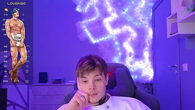 DENIS HERE online show from December 11, 4:59 pm